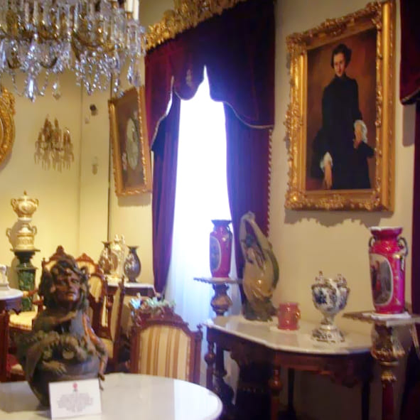 Visitar el Museo Municipal Casa de la Zacatecana 
